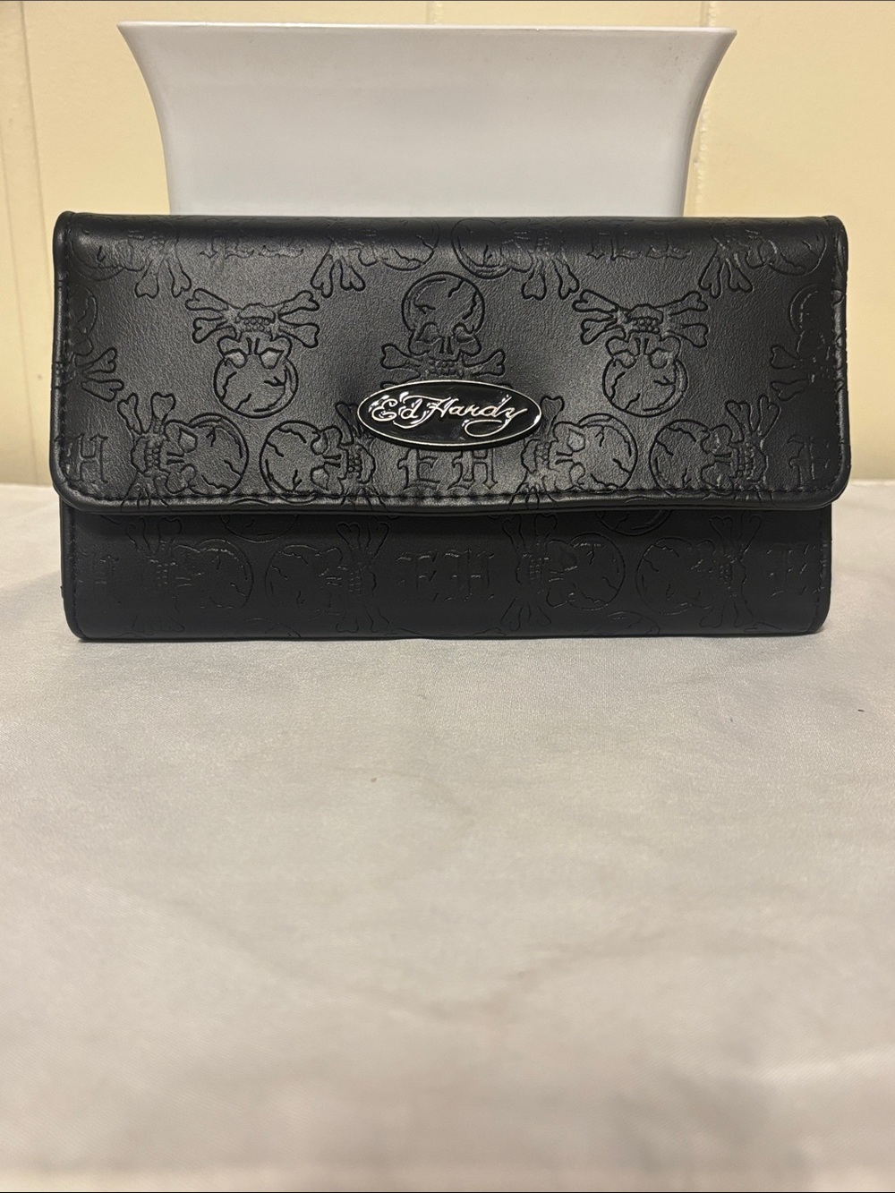 ✨ NWT Ed Hardy Women's Skull & Rose Embossed Flap Wallet Clutch Organizer - ✨